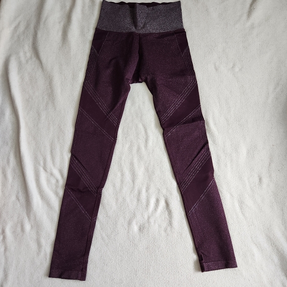 Athleta Twilight Tight Antique Burgundy Seamless Leggings Size Small - Picture 2 of 8
